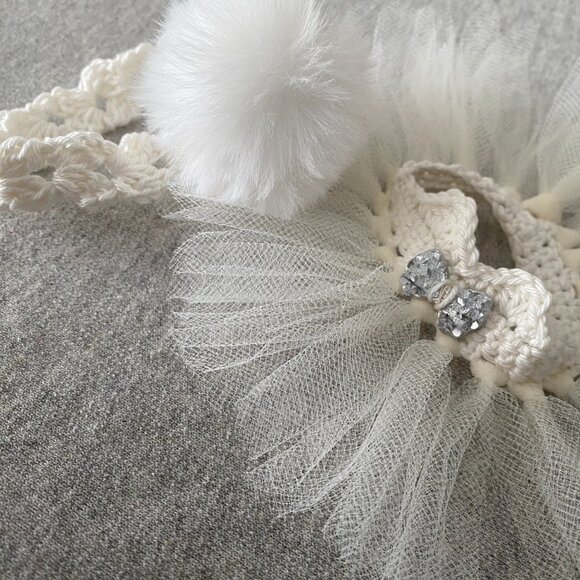 Handmade Crochet White Cream Sweetheart Neckline Tutu for 17cm Doll 2-Piece Set - Picture 6 of 6